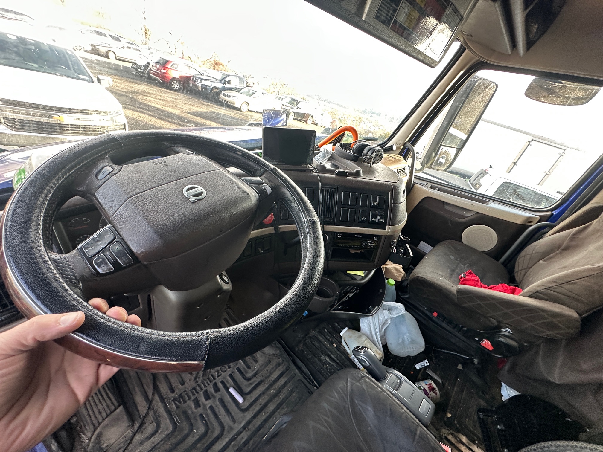 2016 VOLVO VNL64T760 - view 12 of 12