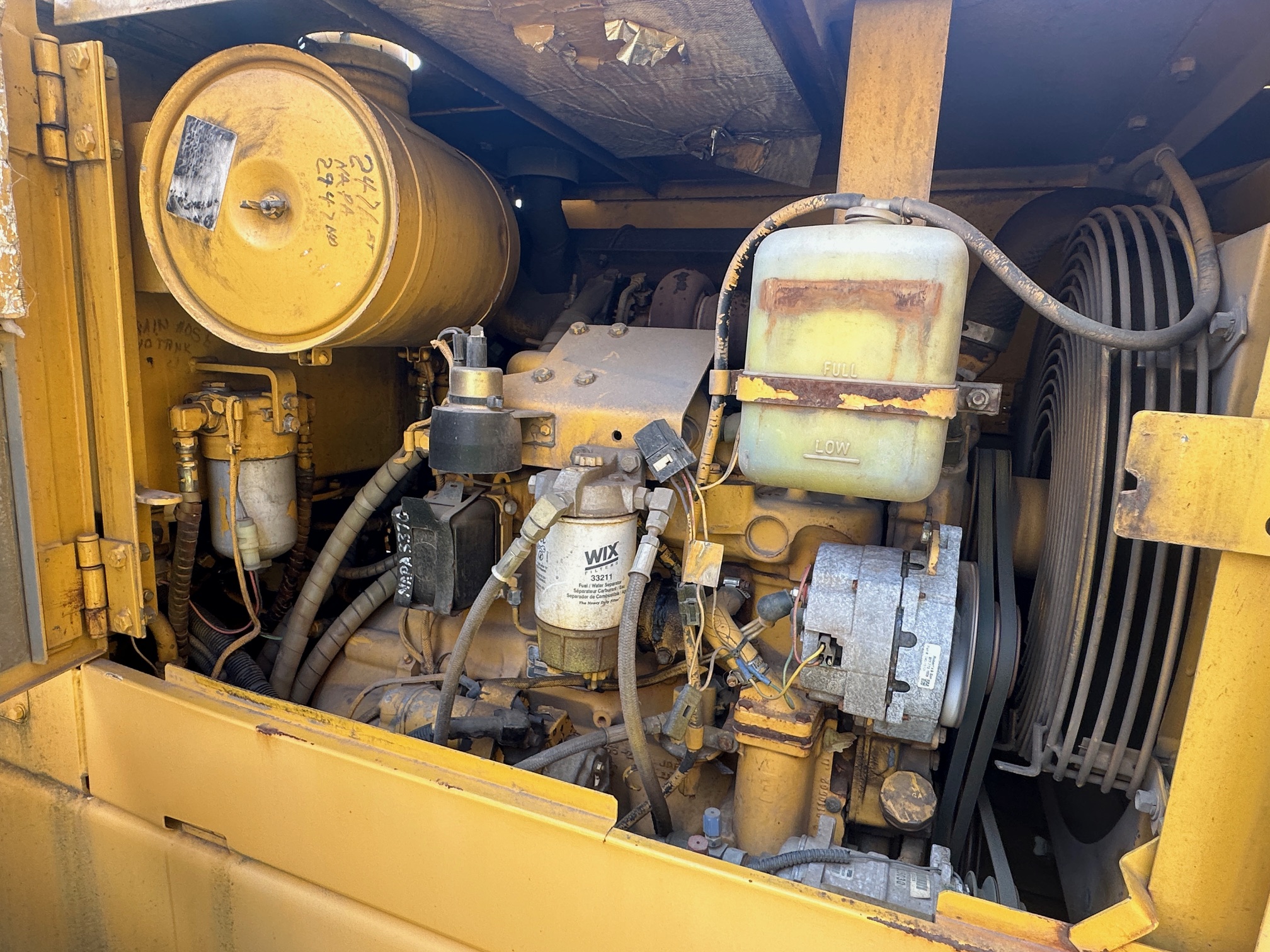 1994 DEERE 444E - Image 28