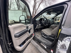 2017 FORD F550 Rollback - Image 24