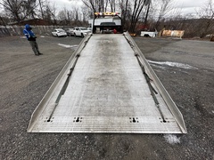 2017 FORD F550 Rollback - Image 40