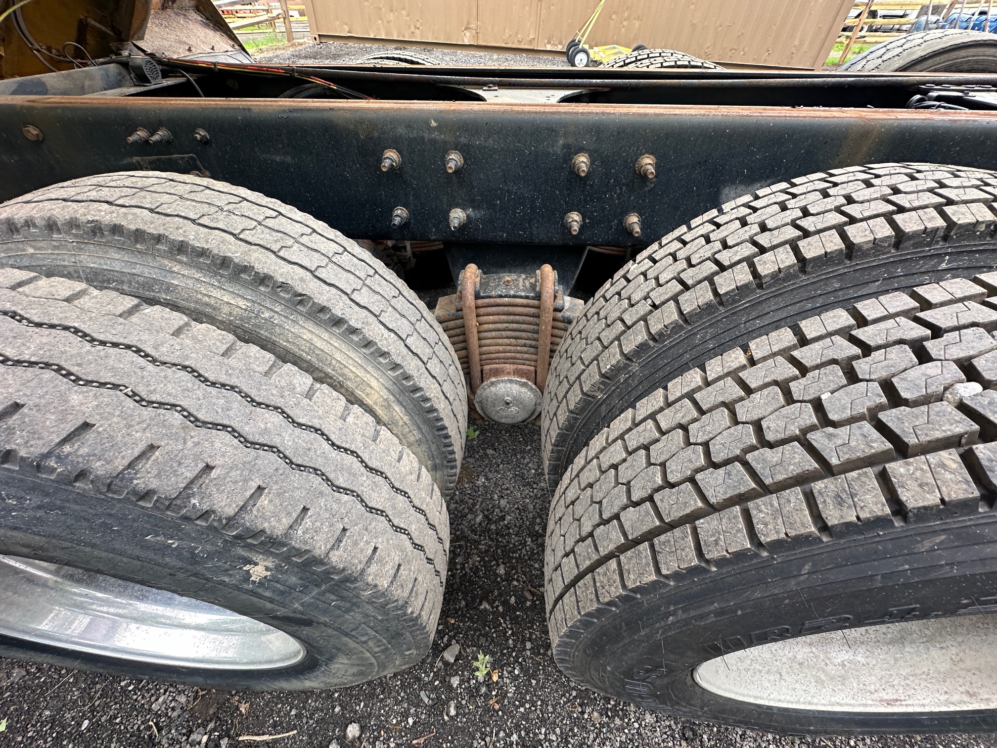 2016 MACK Granite GU713 - Image 20