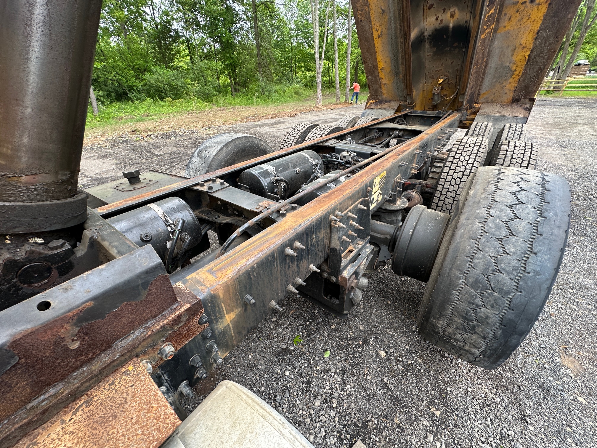 2016 MACK Granite GU713 - Image 24