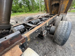 2016 MACK Granite GU713 - Image 24