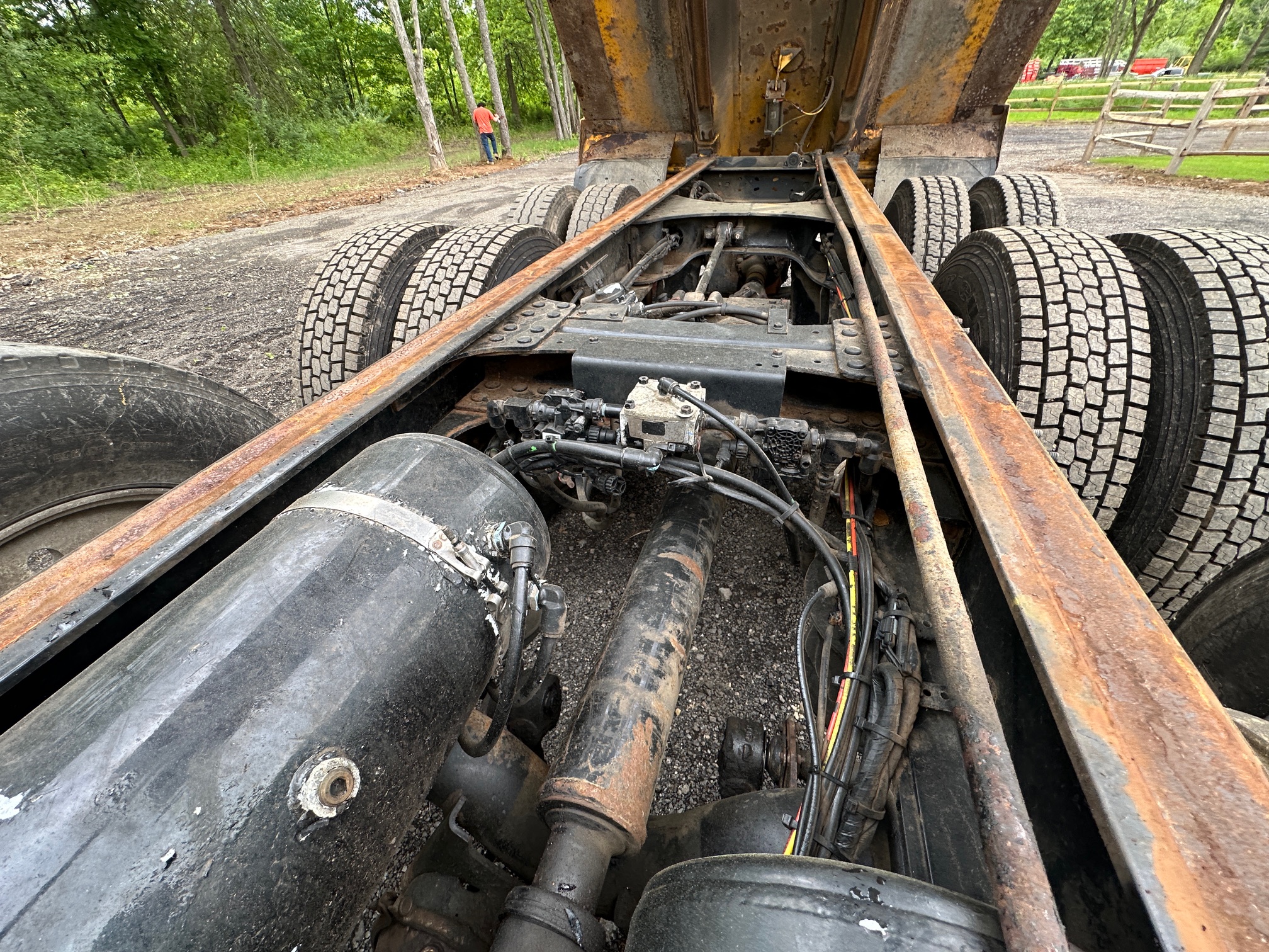 2016 MACK Granite GU713 - Image 25