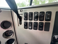 2016 MACK Granite GU713 - Image 30