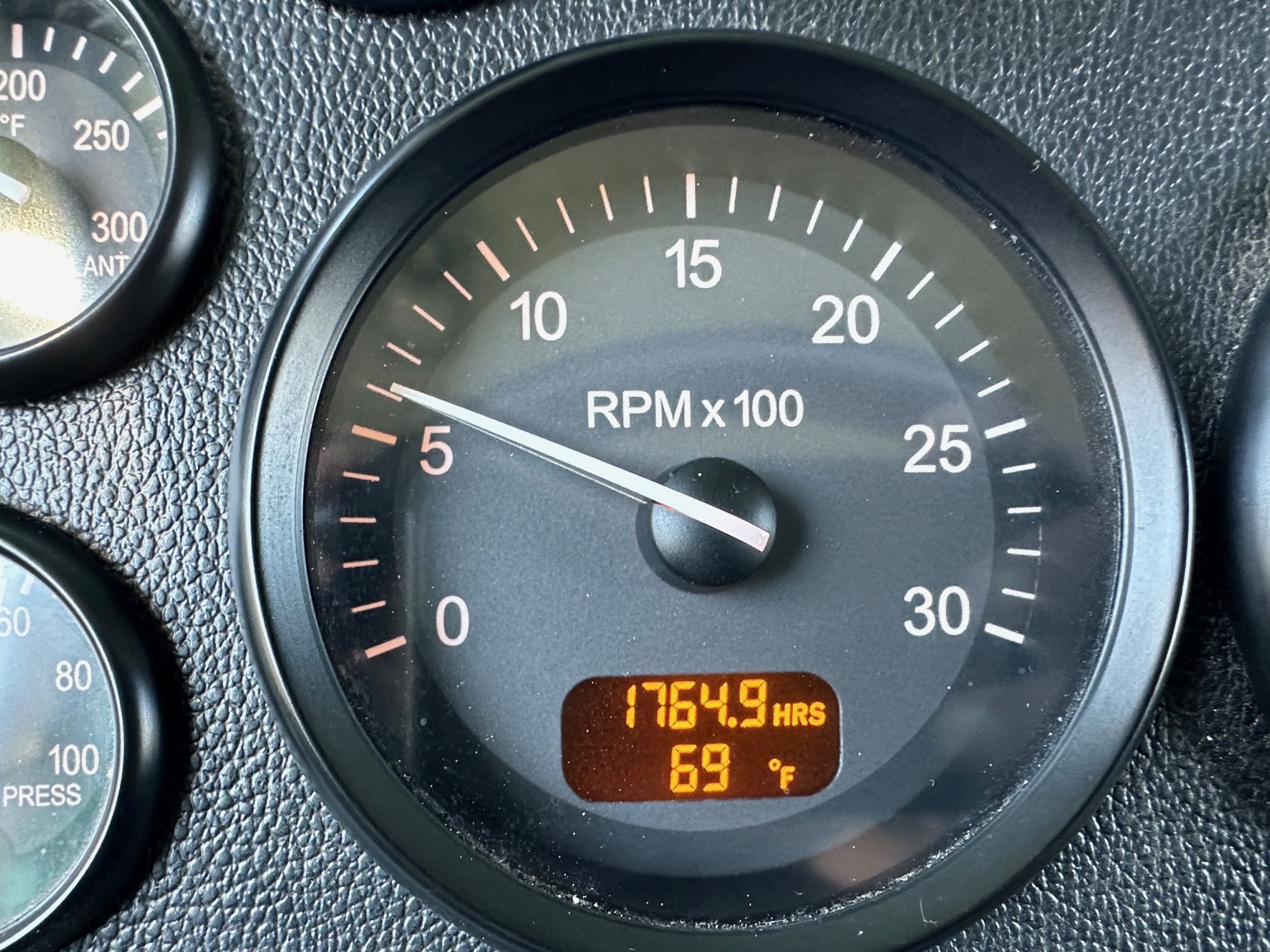 2019 PETERBILT 389 Glider - Image 22