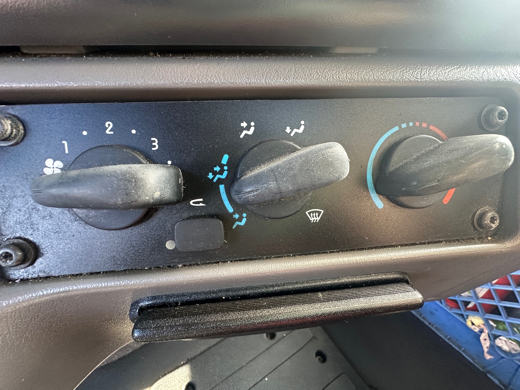 2015 FREIGHTLINER 114SD - Image 21