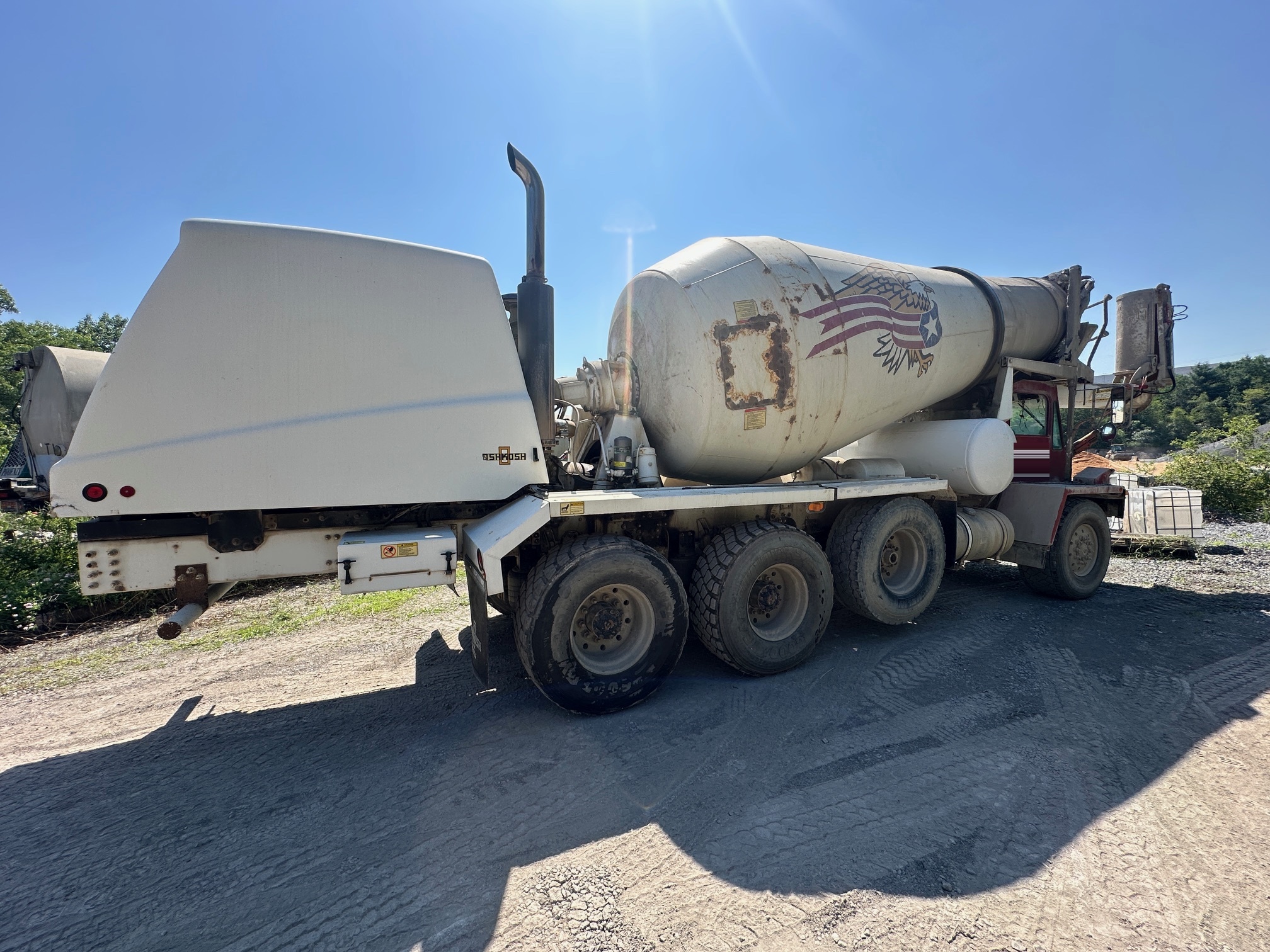 2008 OSHKOSH Front Discharge Mixer - Image 6