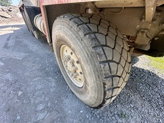 2008 OSHKOSH Front Discharge Mixer - Image 40