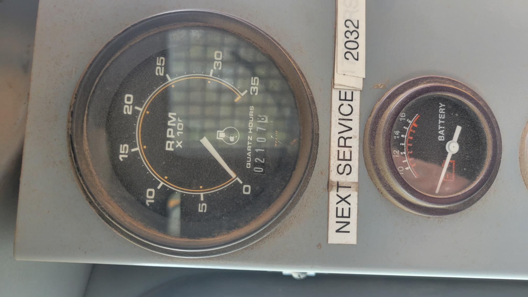 2001 ATHEY 7-12D - Image 7