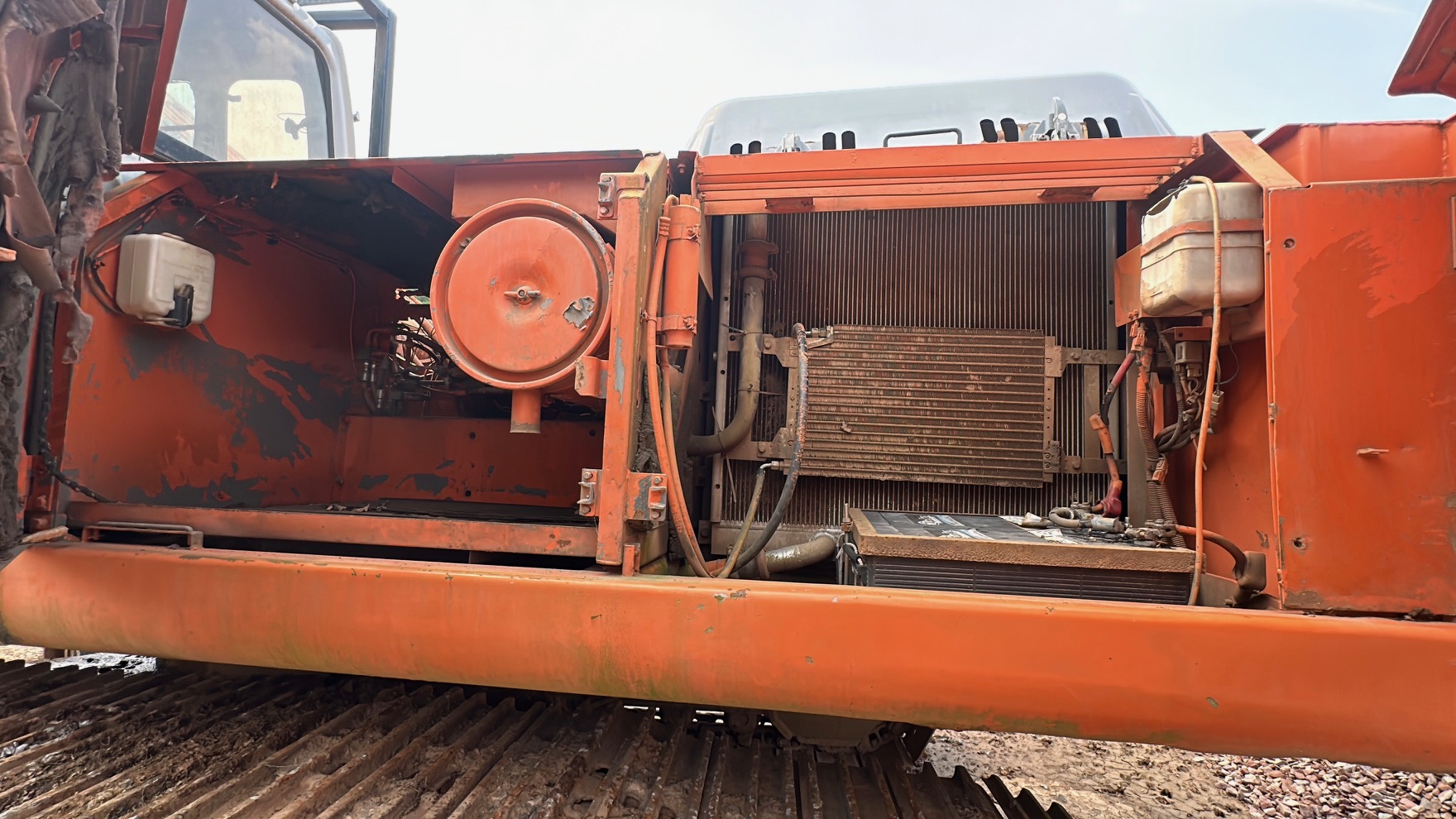 1999 HITACHI EX330 LC-5 Demolition - Image 26