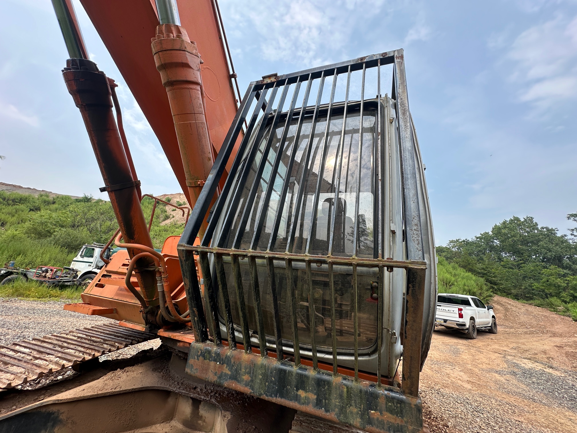 1999 HITACHI EX330 LC-5 Demolition - Image 35