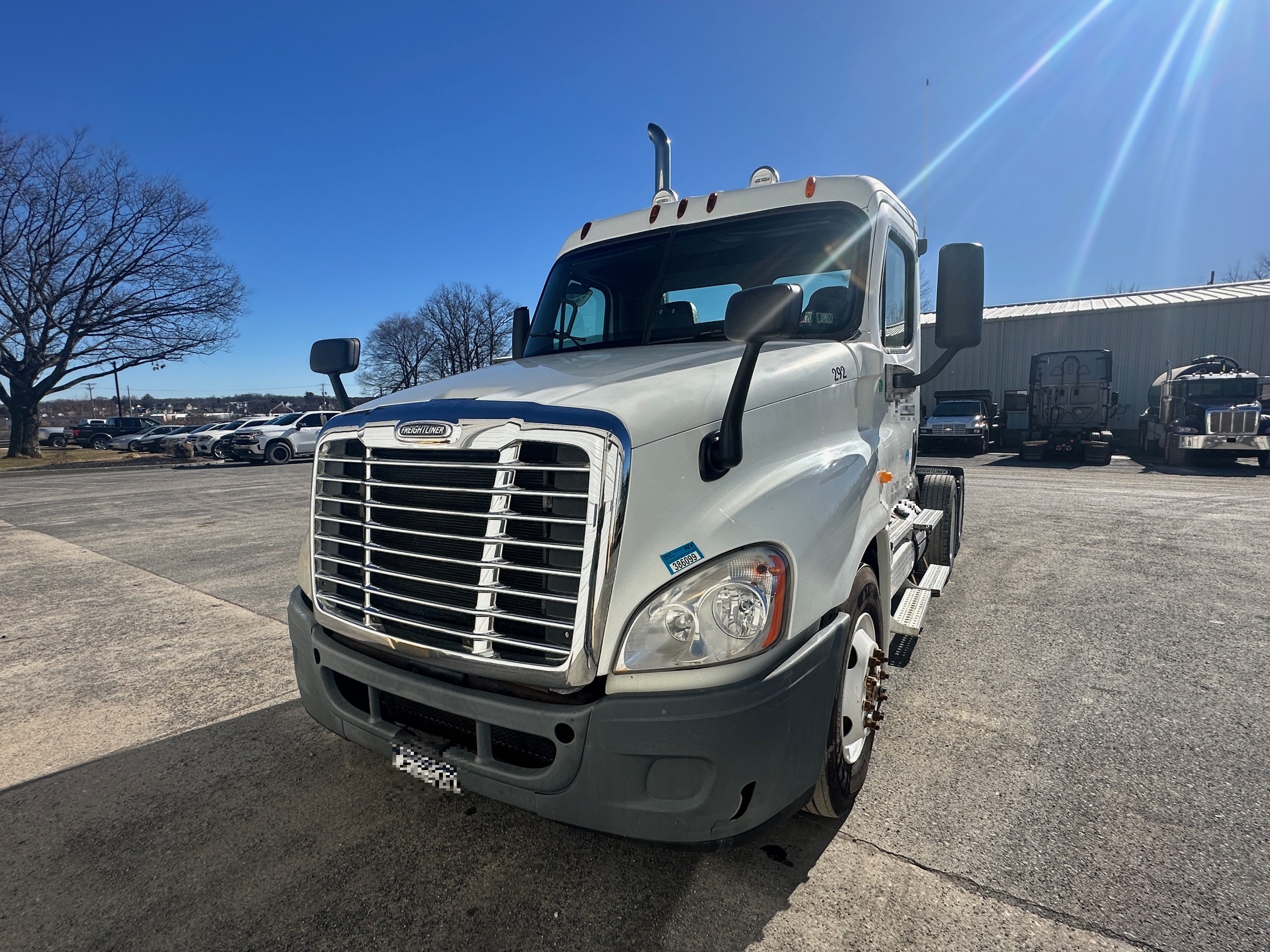 2009 FREIGHTLINER Cascadia - Image 6