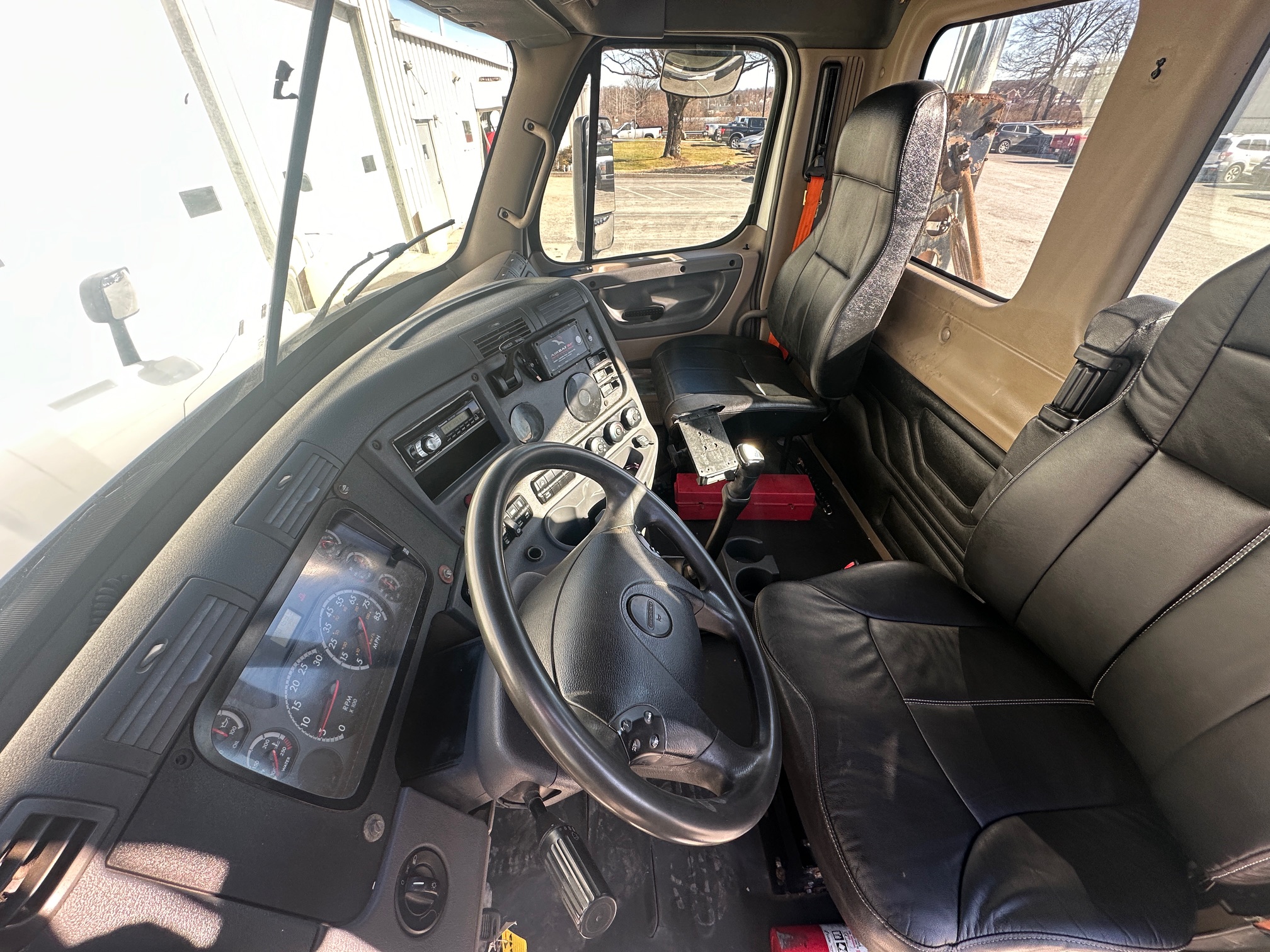2009 FREIGHTLINER Cascadia - Image 23
