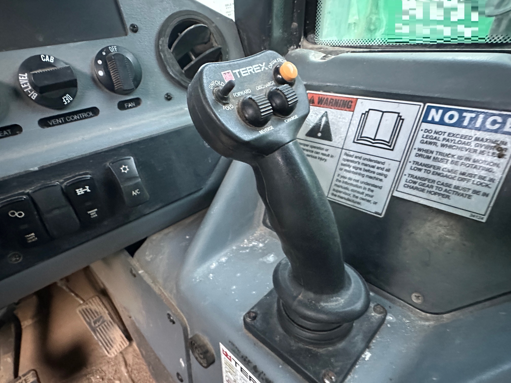 2021 TEREX FD4000 - Image 25