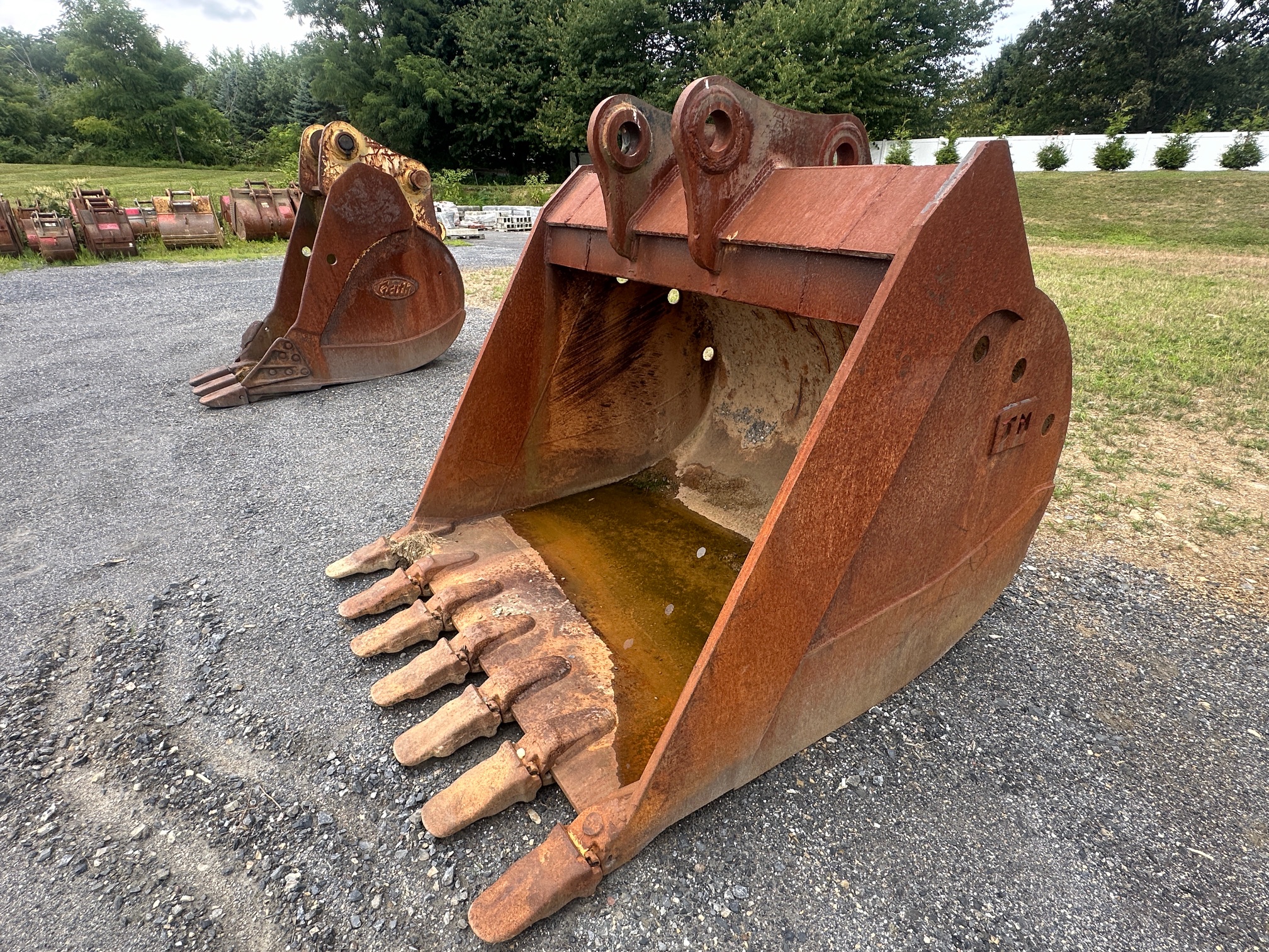 2007 JM 400 Series Bucket - view 9 of 12