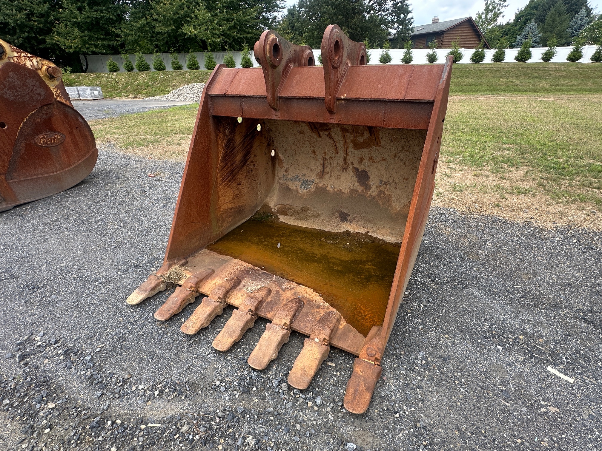 2007 JM 400 Series Bucket - Image 10