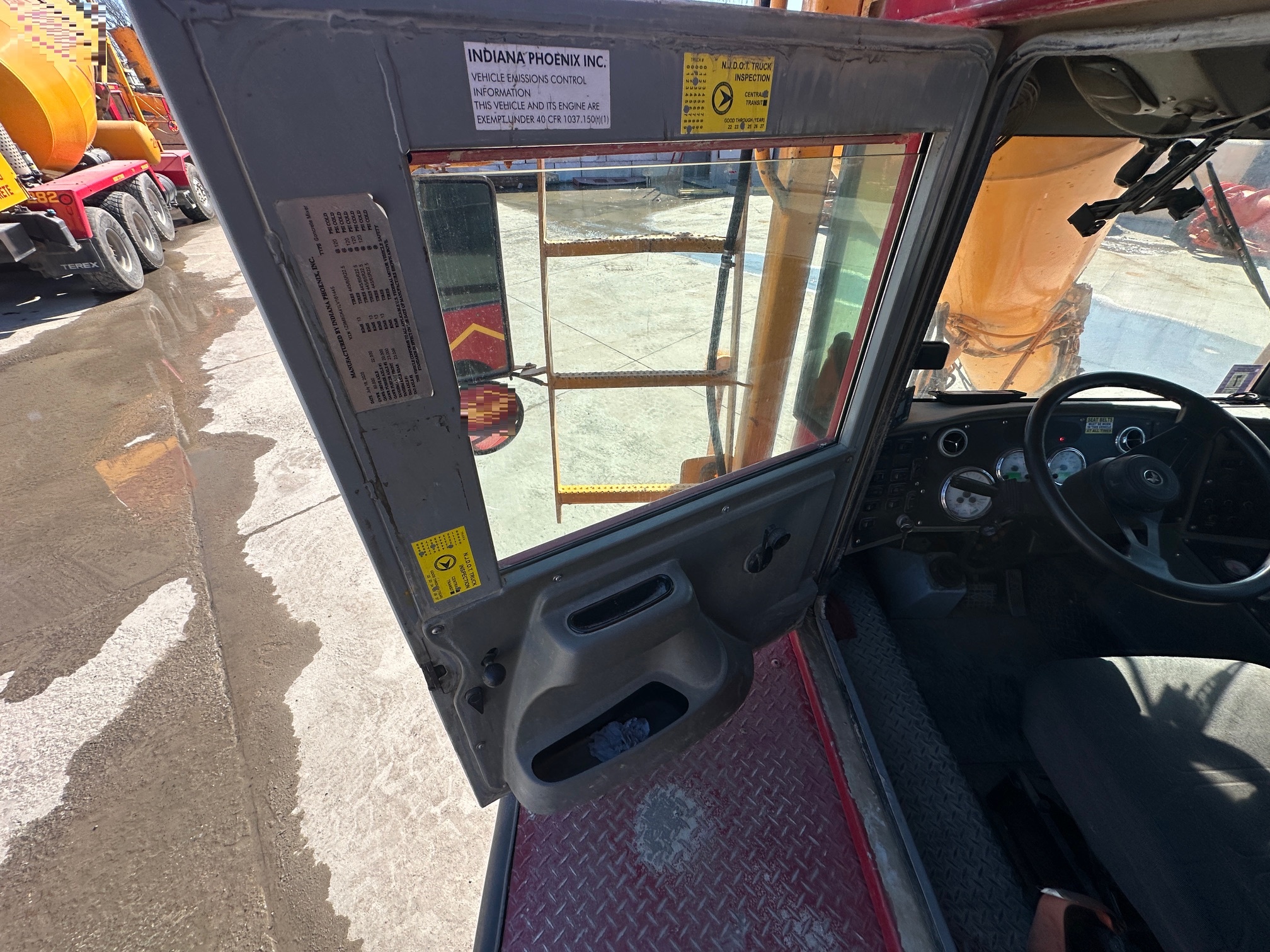 2020 PHOENIX Front Discharge Mixer - Image 11