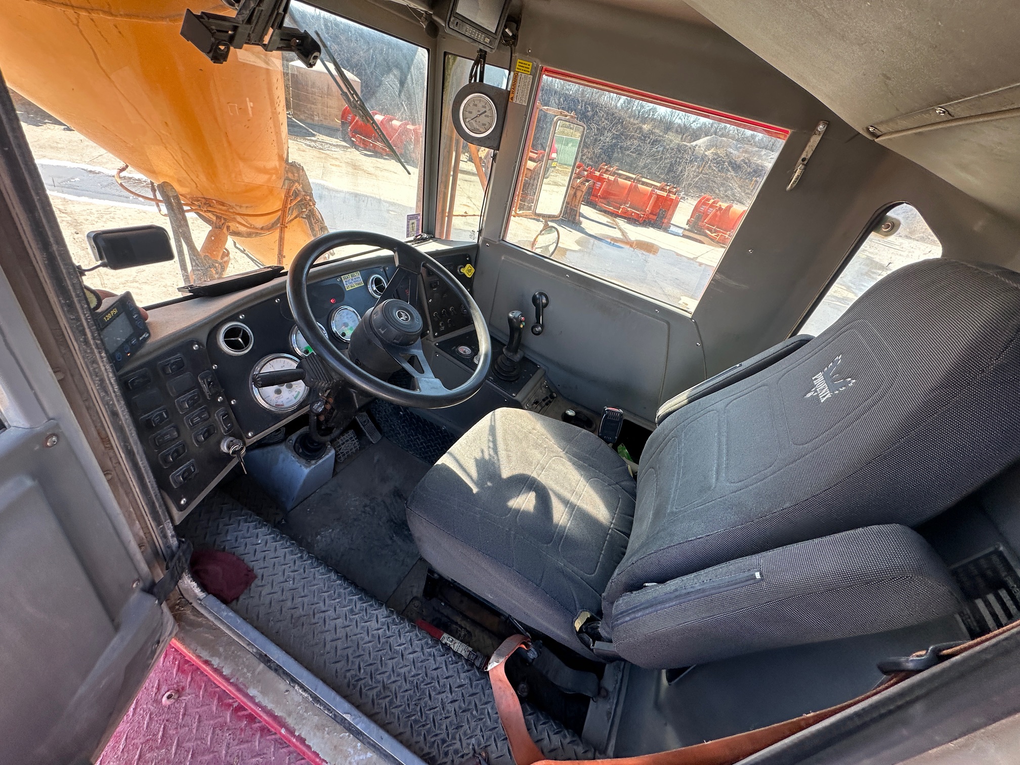 2020 PHOENIX Front Discharge Mixer - view 12 of 46