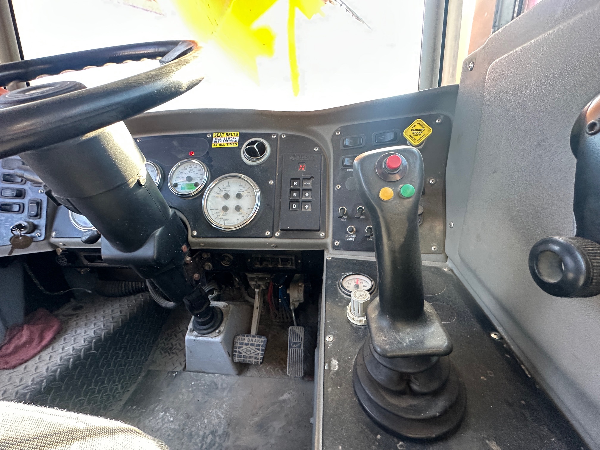 2020 PHOENIX Front Discharge Mixer - view 15 of 46