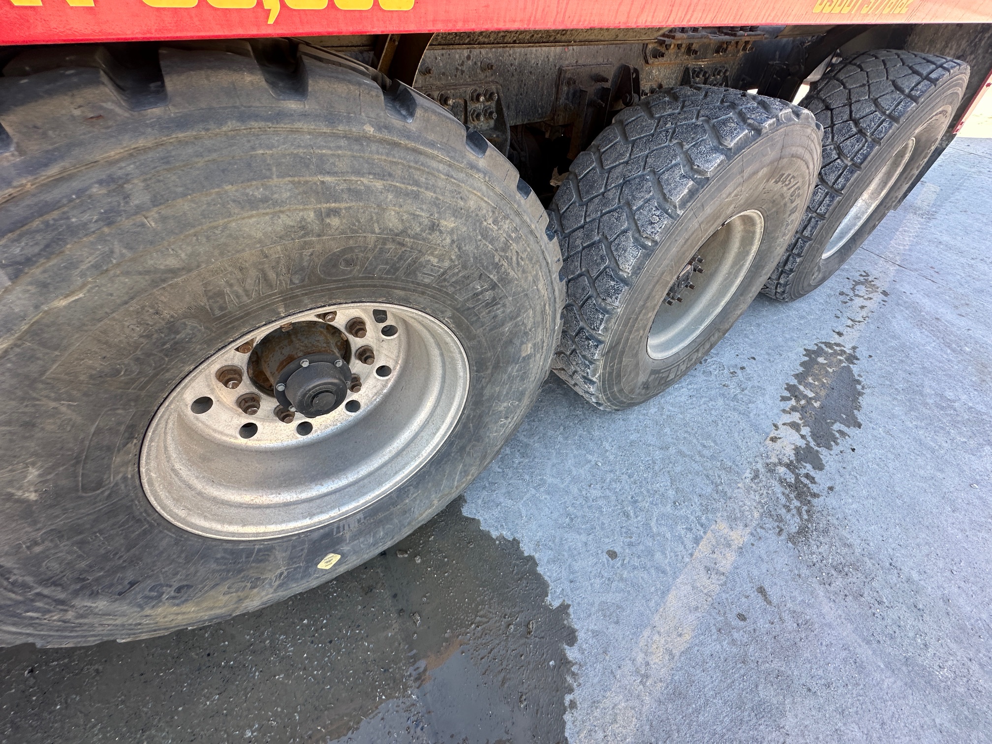 2020 PHOENIX Front Discharge Mixer - Image 27