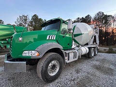 2019 MACK GR64B Rear Mixer - Image 1