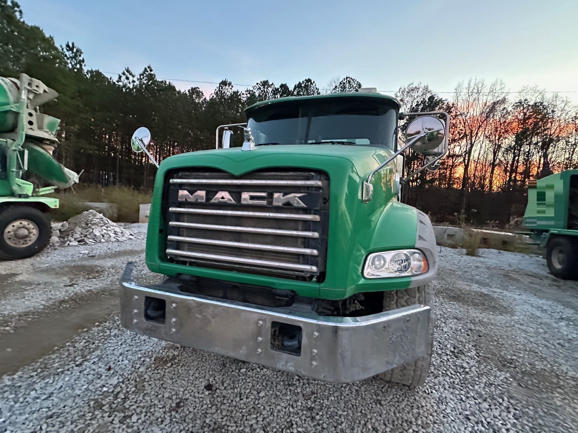 2019 MACK GR64B Rear Mixer - view 3 of 35