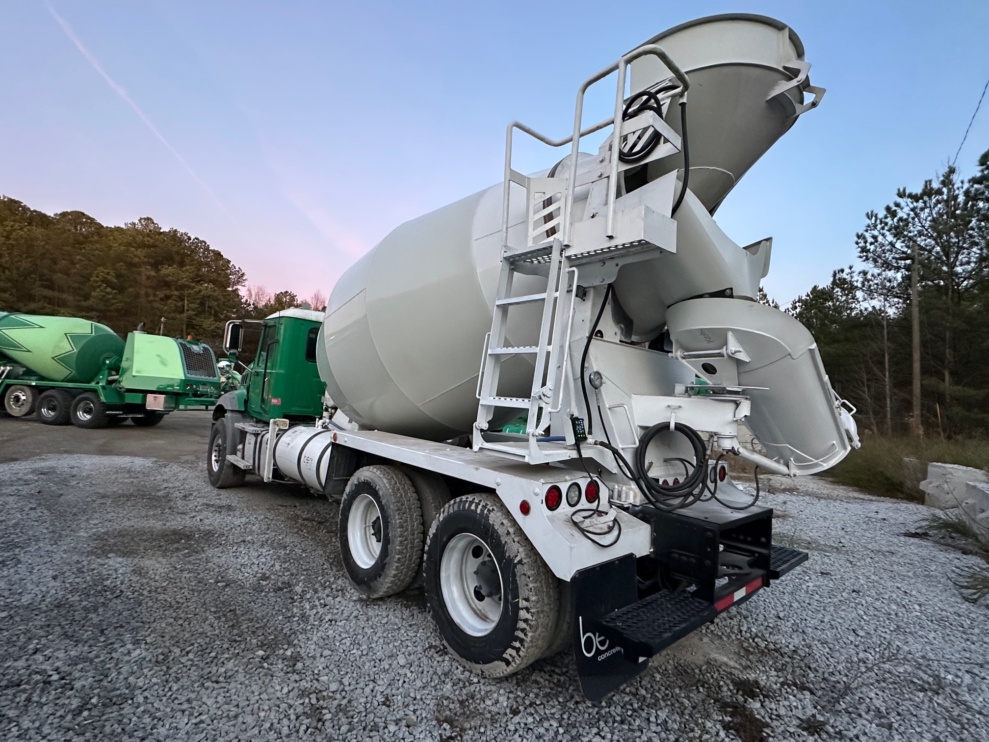 2019 MACK GR64B Rear Mixer - Image 10