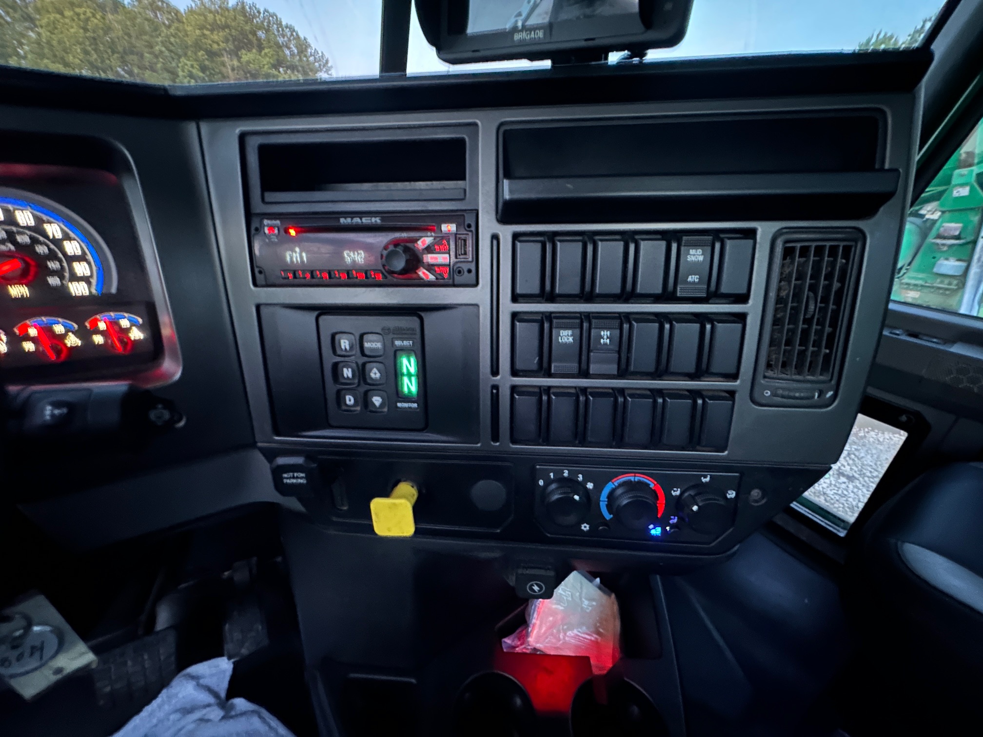 2019 MACK GR64B Rear Mixer - view 18 of 35