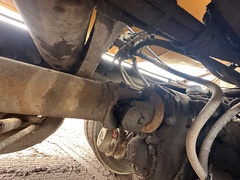 2004 VOLVO Rear Discharge Mixer - Image 17