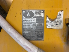 2004 VOLVO Rear Discharge Mixer - Image 18