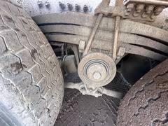 2004 VOLVO Rear Discharge Mixer - Image 36