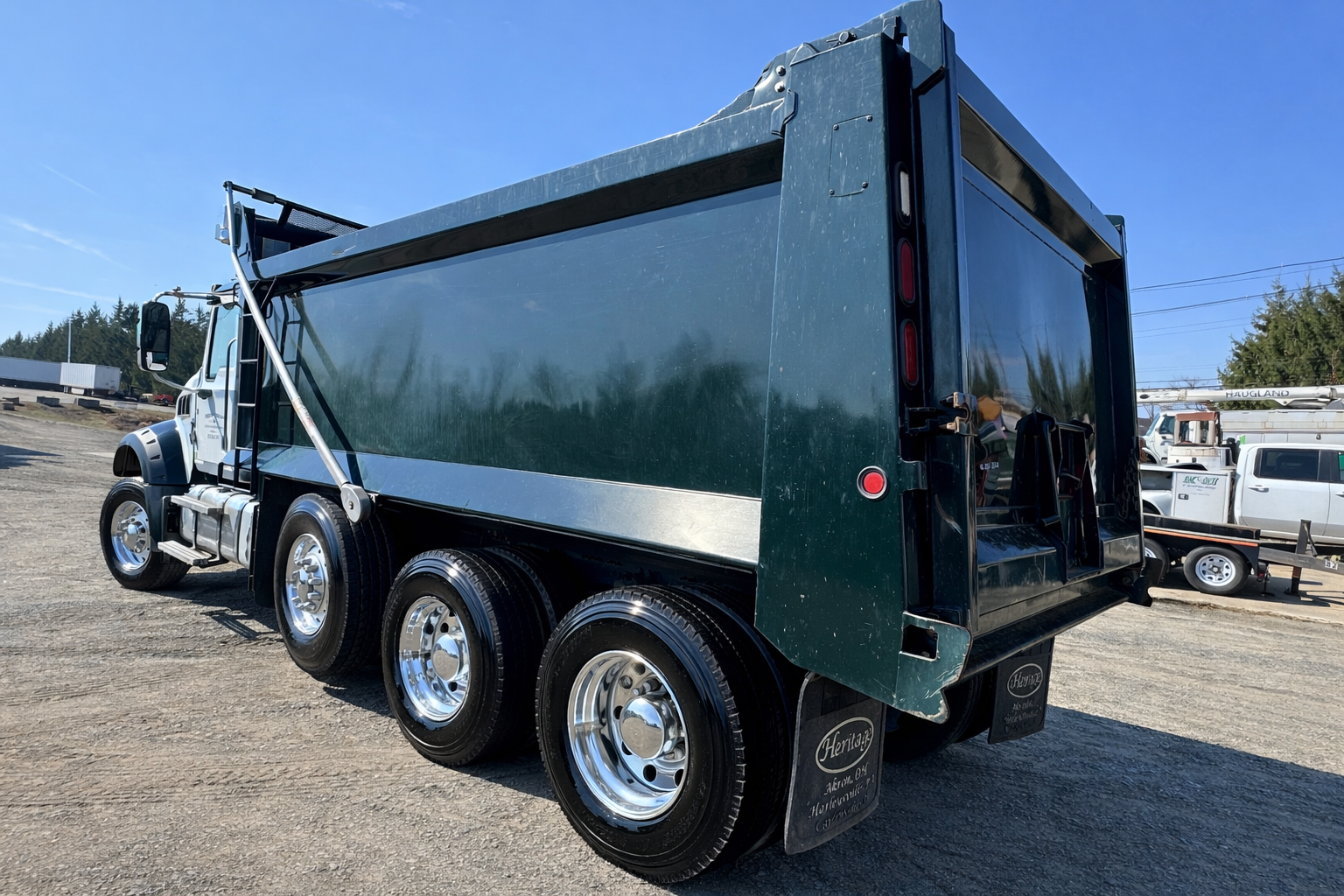 2017 MACK Granite GU713 - view 2 of 53