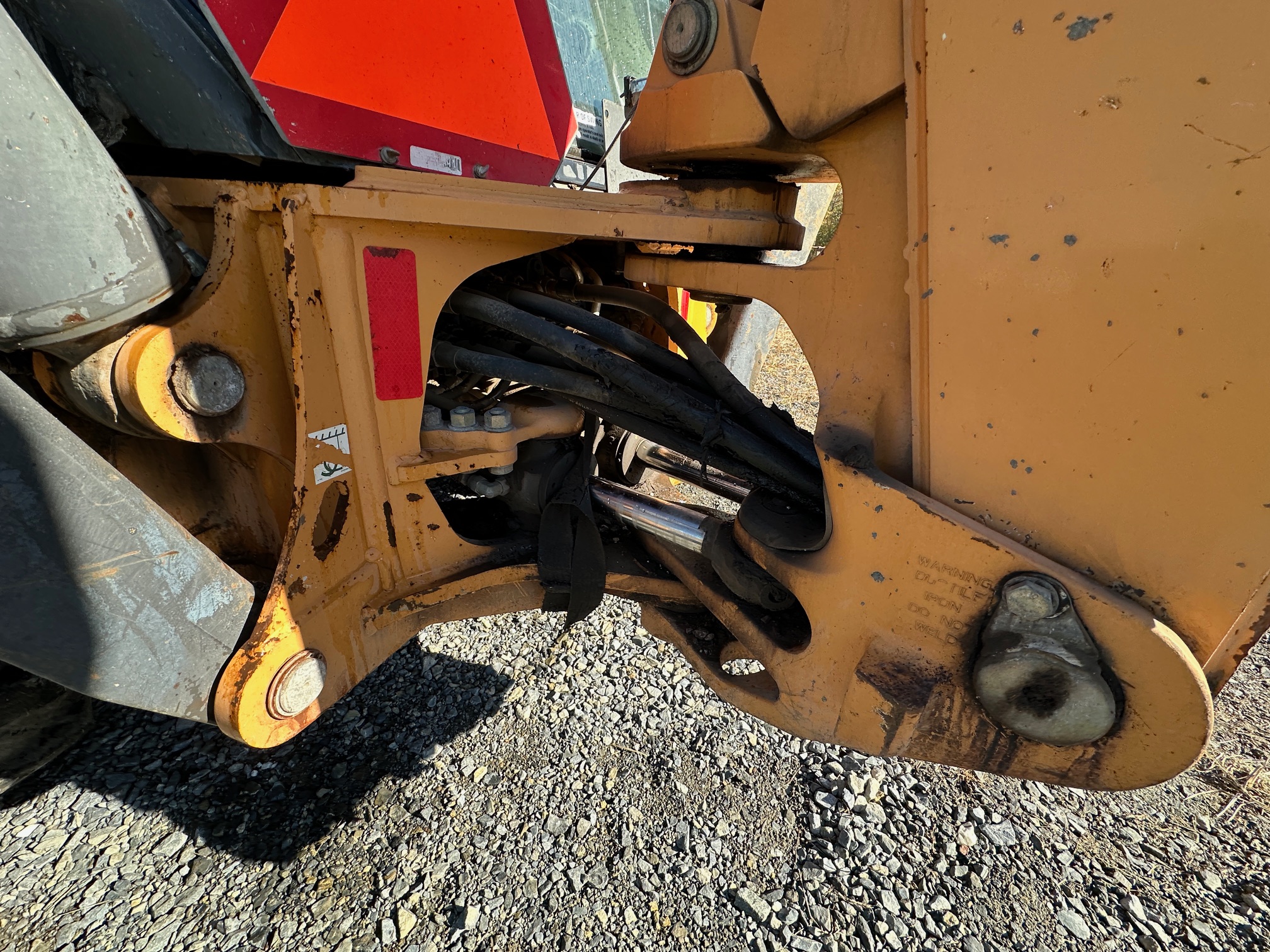 2018 CASE 590 Super N - view 16 of 42