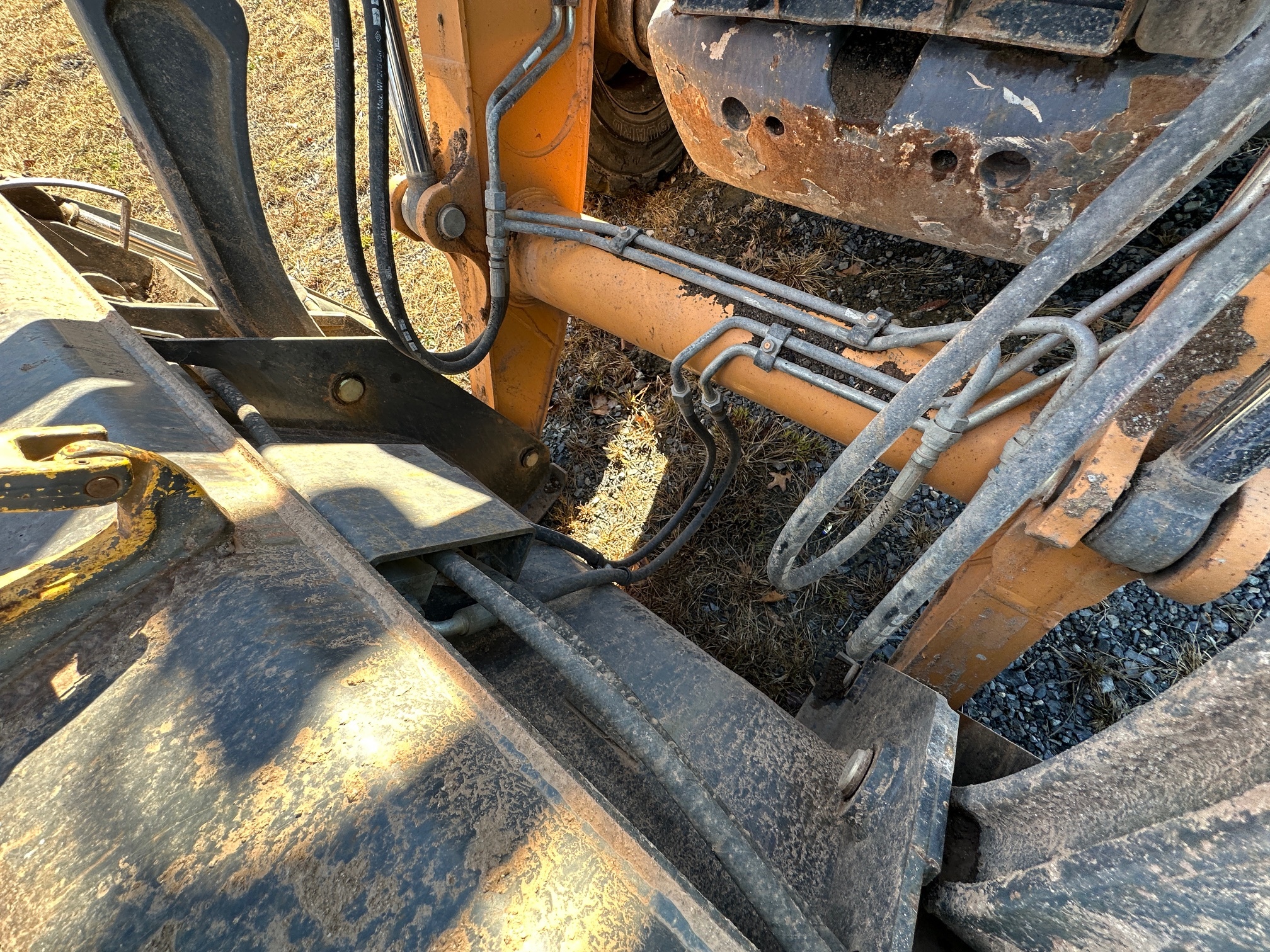 2018 CASE 590 Super N - Image 23