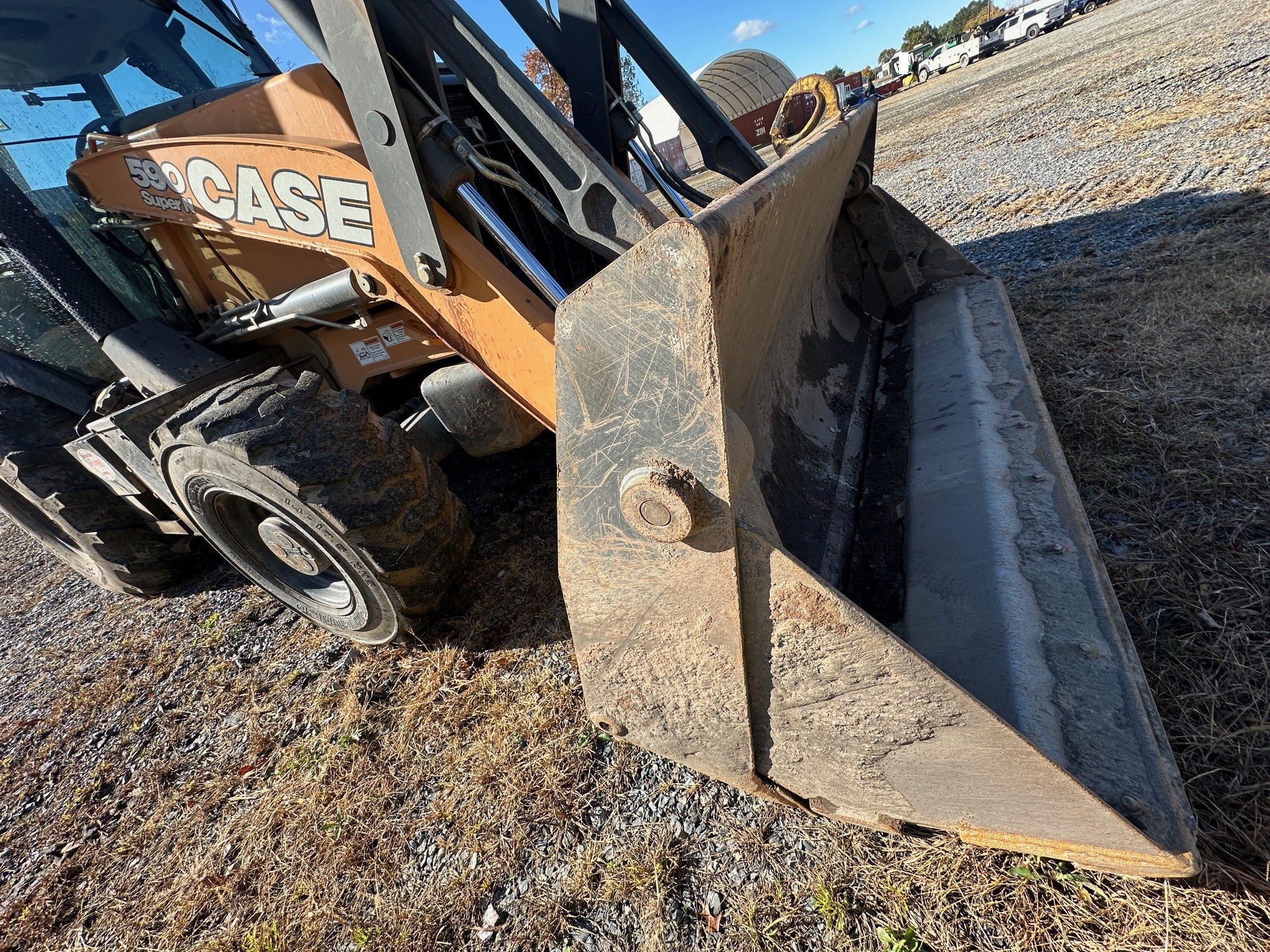 2018 CASE 590 Super N - Image 25