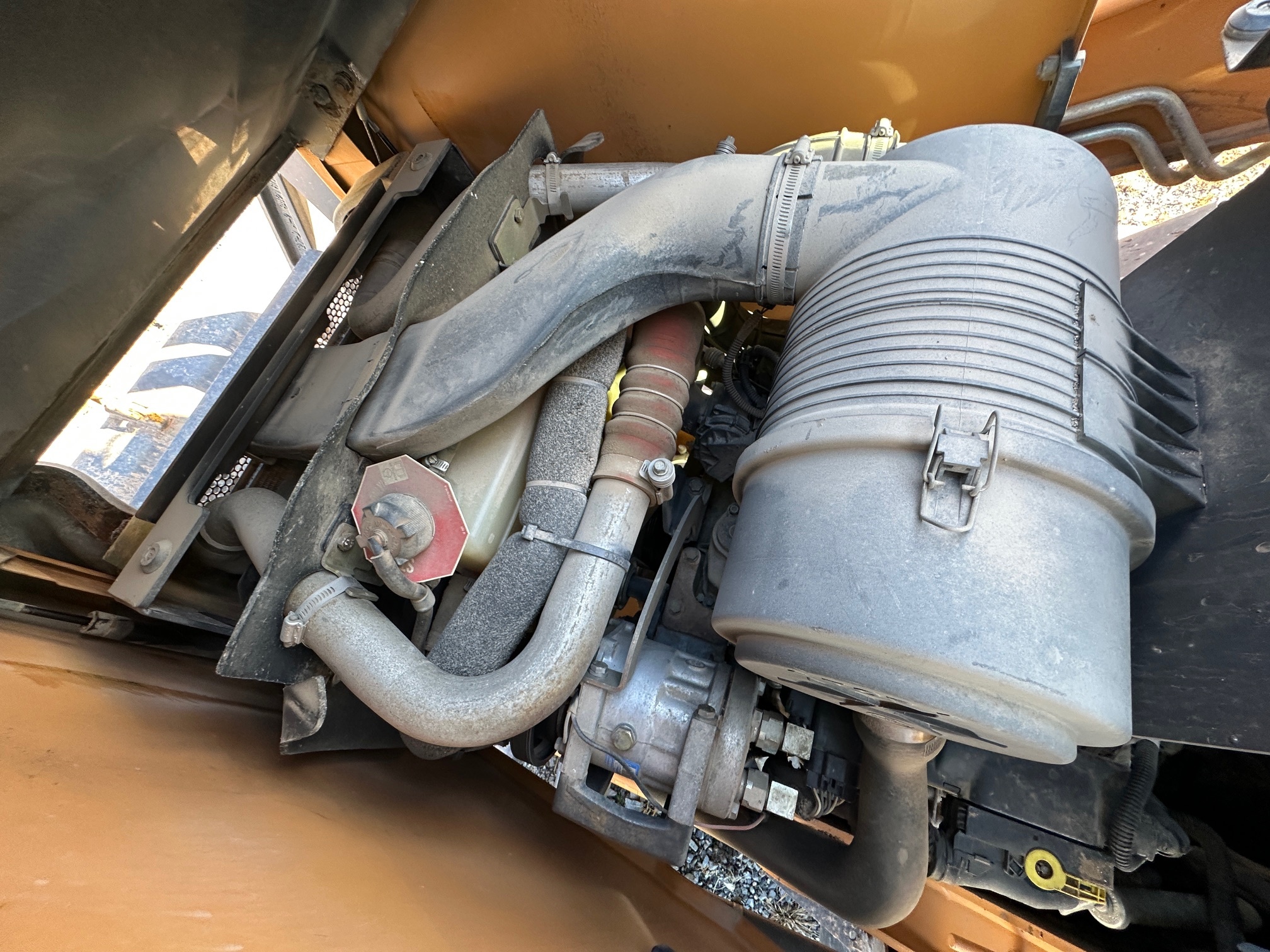 2018 CASE 590 Super N - Image 40