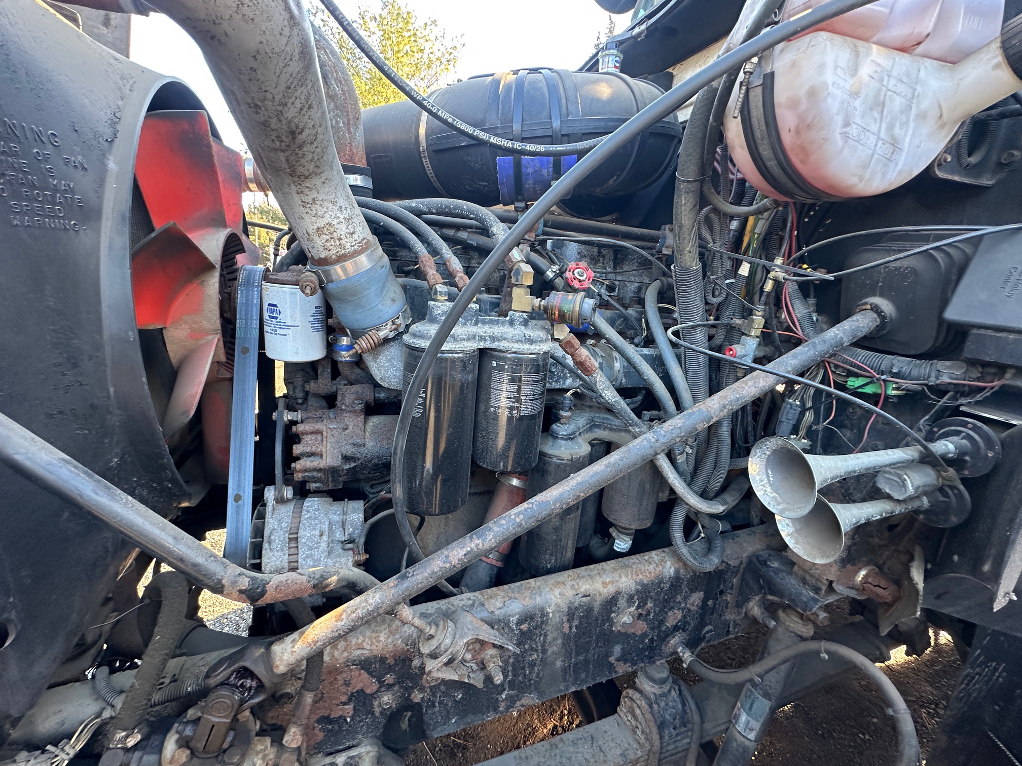 2000 MACK CH602 Day Cab - view 16 of 27