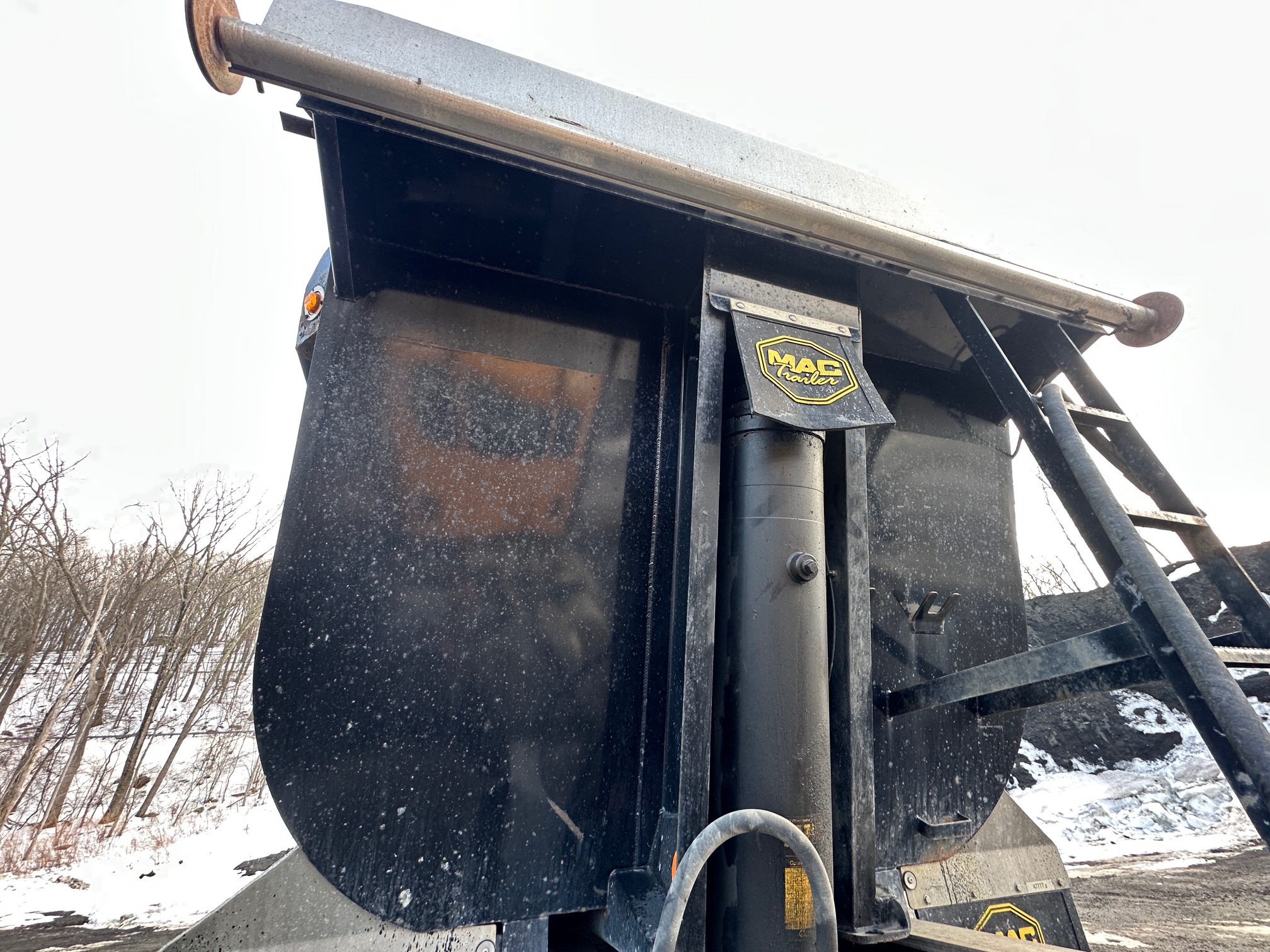 2019 MAC 30' End Dump - Image 9