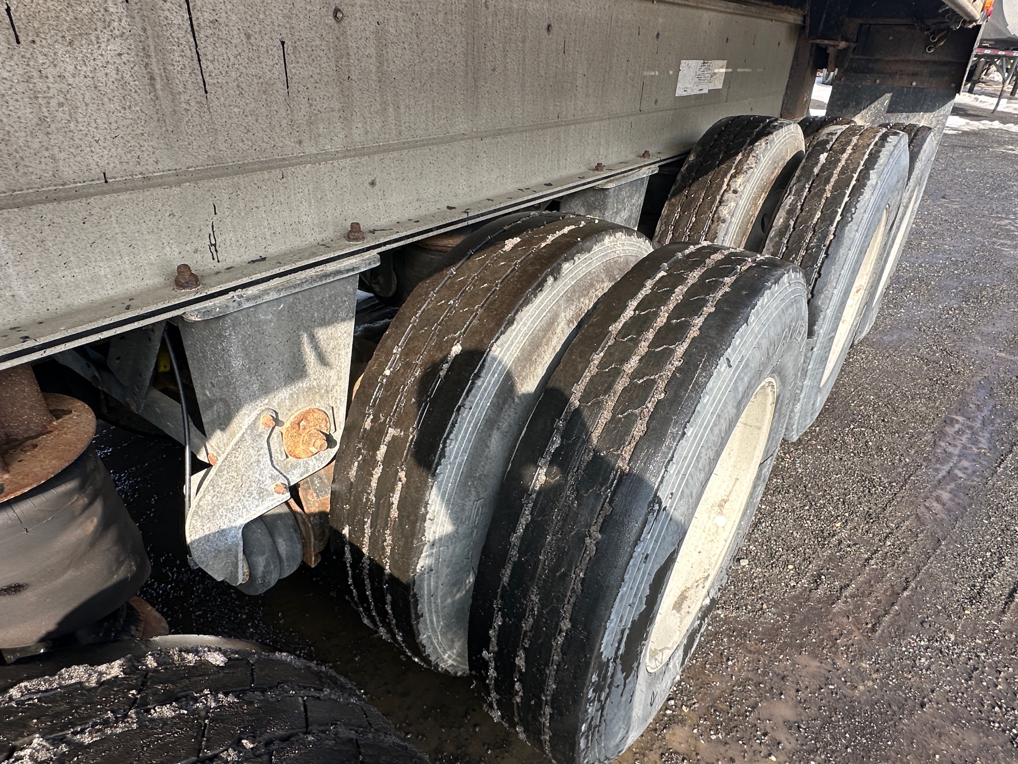 2019 MAC 30' End Dump - view 18 of 49