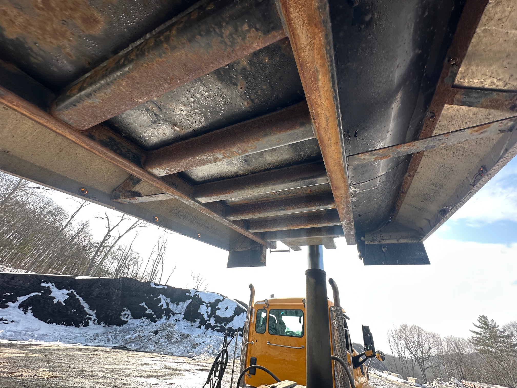 2019 MAC 30' End Dump - Image 41