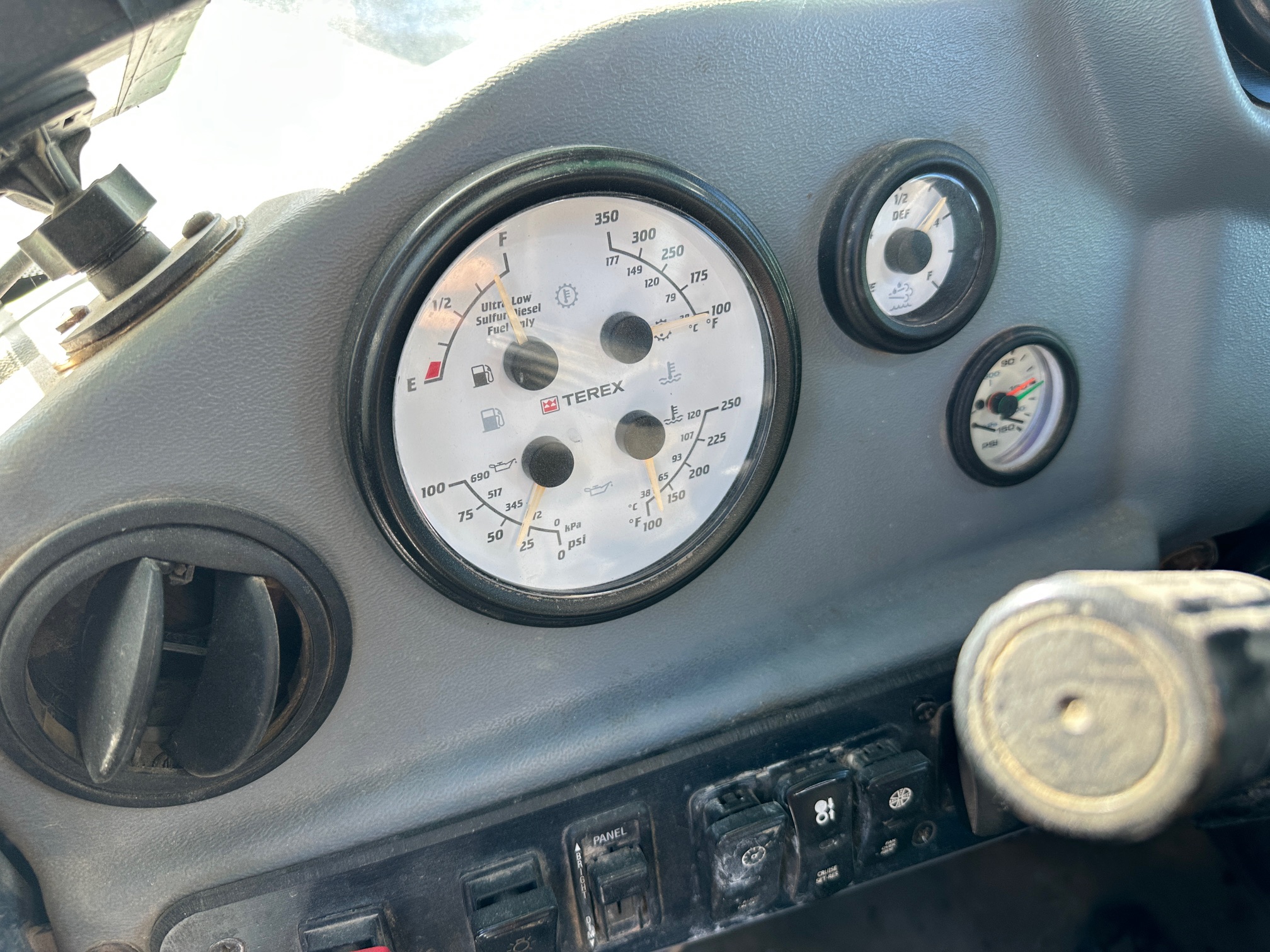 2021 TEREX FD4000 - view 16 of 34