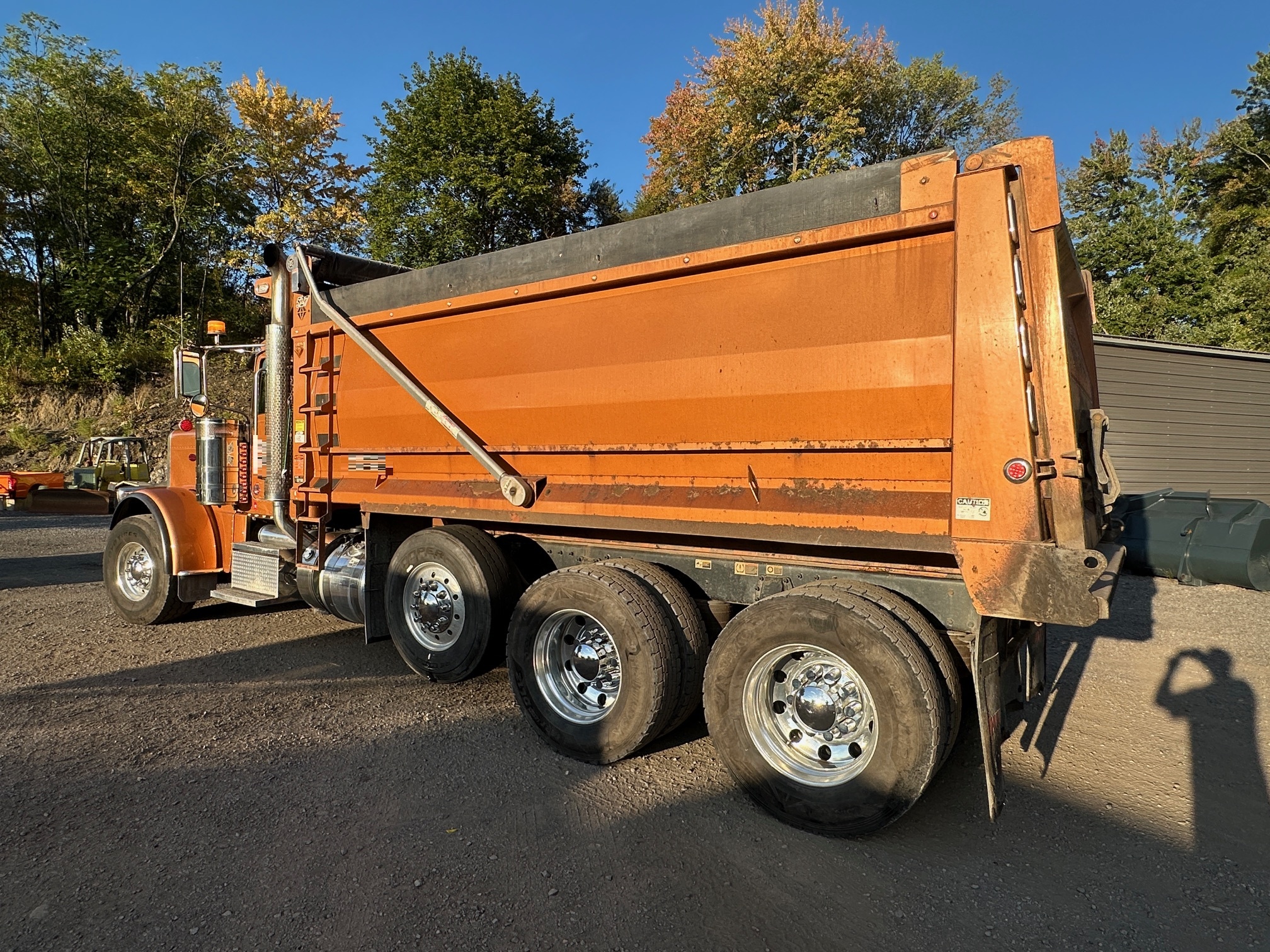 2019 PETERBILT 389L - Image 13