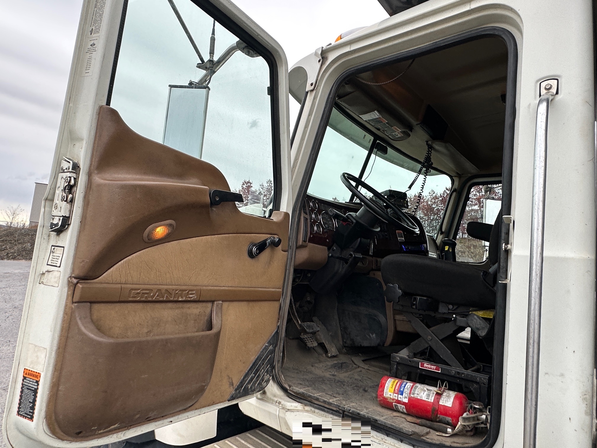 2007 MACK CV713 - Image 19