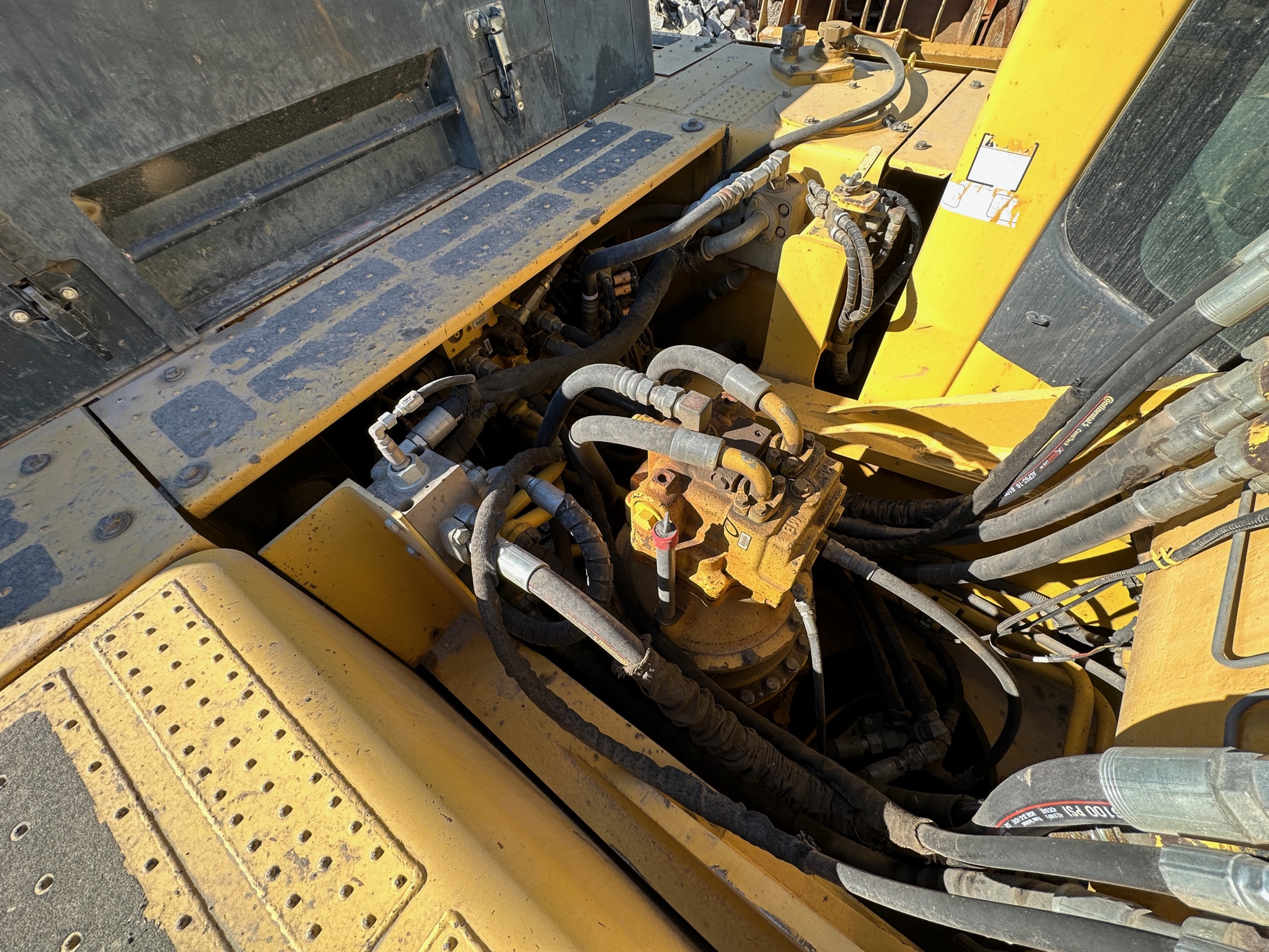 2011 KOMATSU PC450 - Image 23