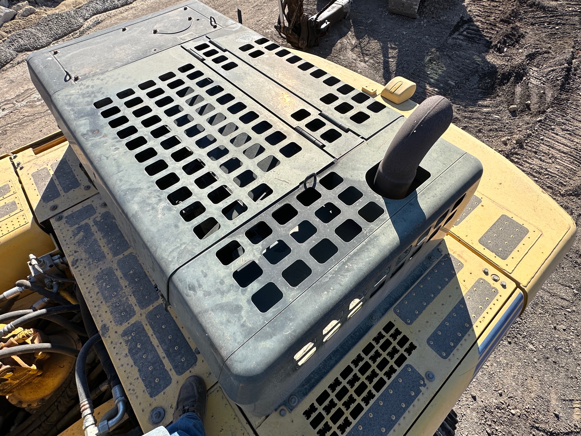 2011 KOMATSU PC450 - Image 32