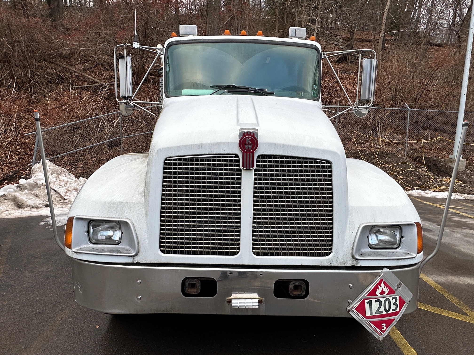 2004 KENWORTH T300 Tanker - view 2 of 47