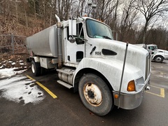 2004 KENWORTH T300 Tanker - Image 3