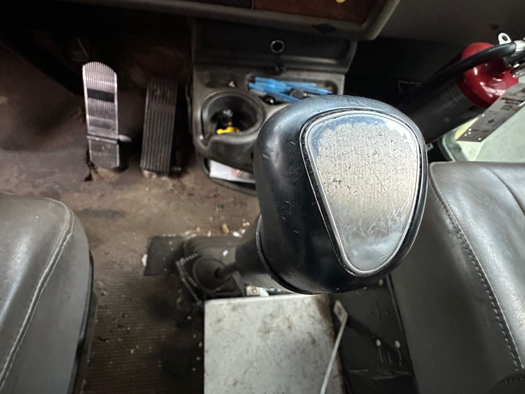 2004 KENWORTH T300 Tanker - view 17 of 47