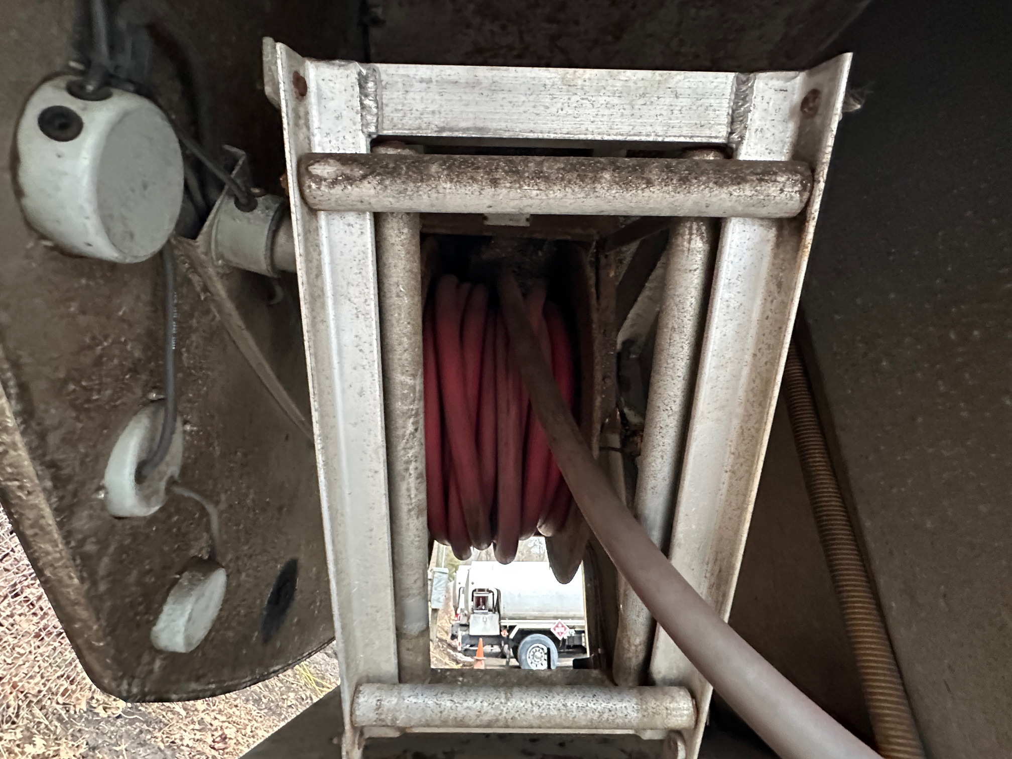 2004 KENWORTH T300 Tanker - Image 29